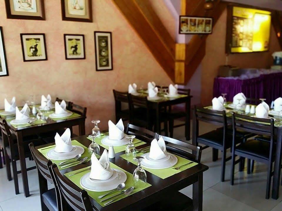 Golden Palace Hotel Tagum Buitenkant foto